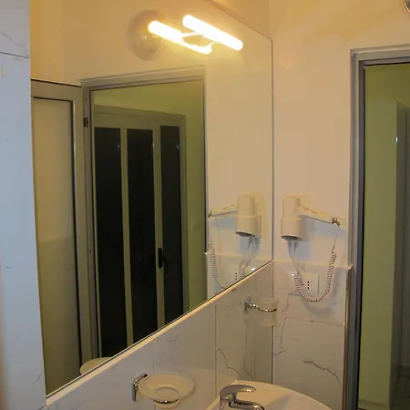 Nika Otel 3*