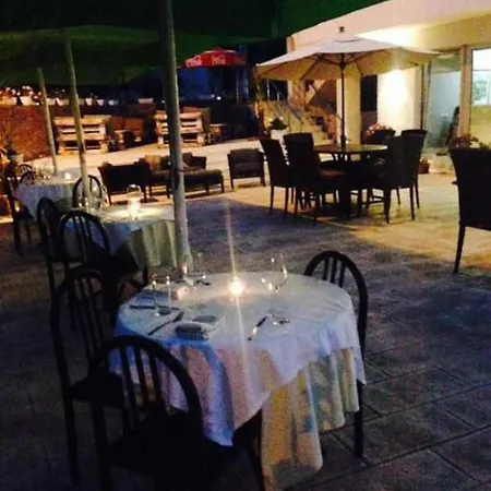 Hotel Nika 3*