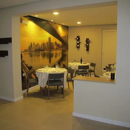 Nika Hotel 3*
