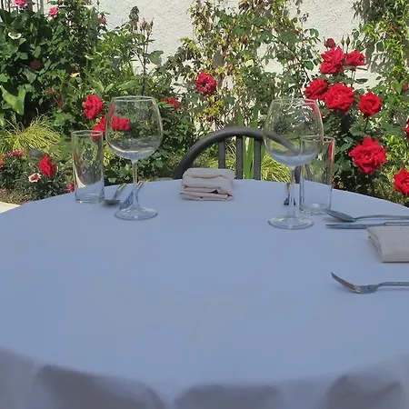 Nika מלון Vlorë