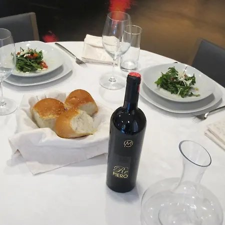 Nika Ξενοδοχείο Vlorë