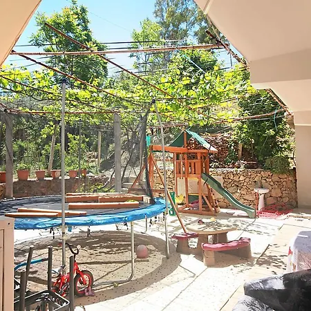 מלון Nika 3*